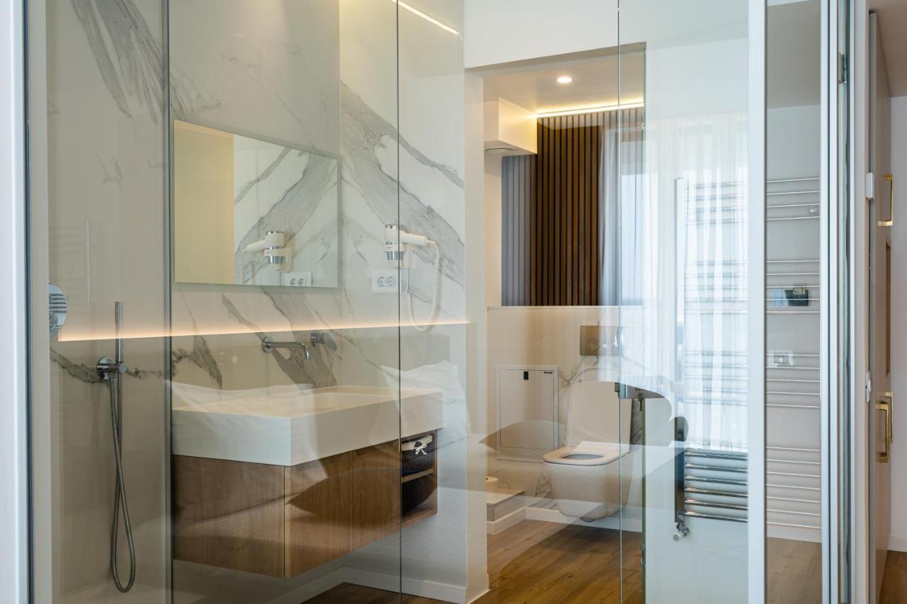Poeme Retreat Hotel 4*